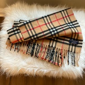 100% Cashmere Burberry Scarf